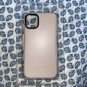 Taupe on nude - Casely case - BOLD collection